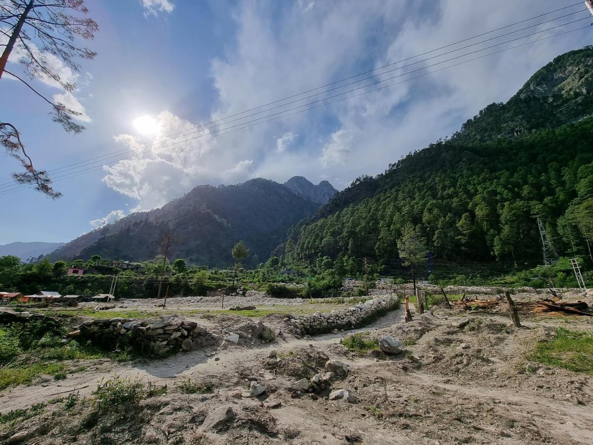 Majestic Mountain Bhaiji Guest House Kasol Exterior photo