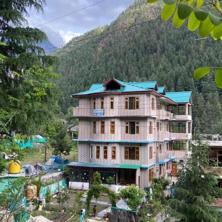 Majestic Mountain Bhaiji Guest House Kasol Exterior photo