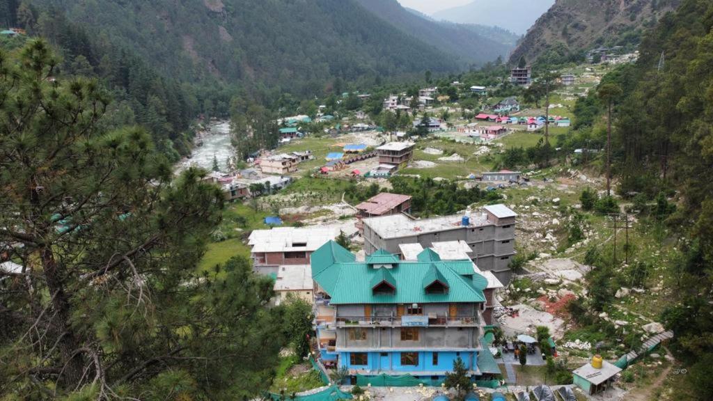 Majestic Mountain Bhaiji Guest House Kasol Exterior photo